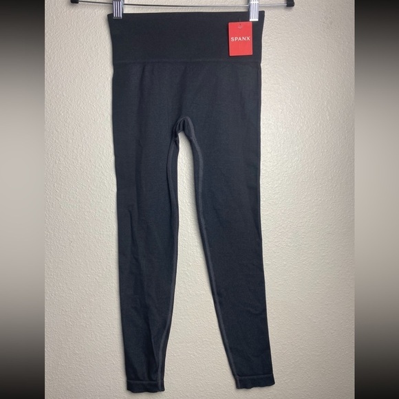 Spanx Seamless Track Stripe Leggings in Graphite Dust - Size XS, New with tags - Picture 8 of 9